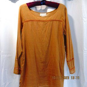 Carla Freeman Super Soft Orange Top size small